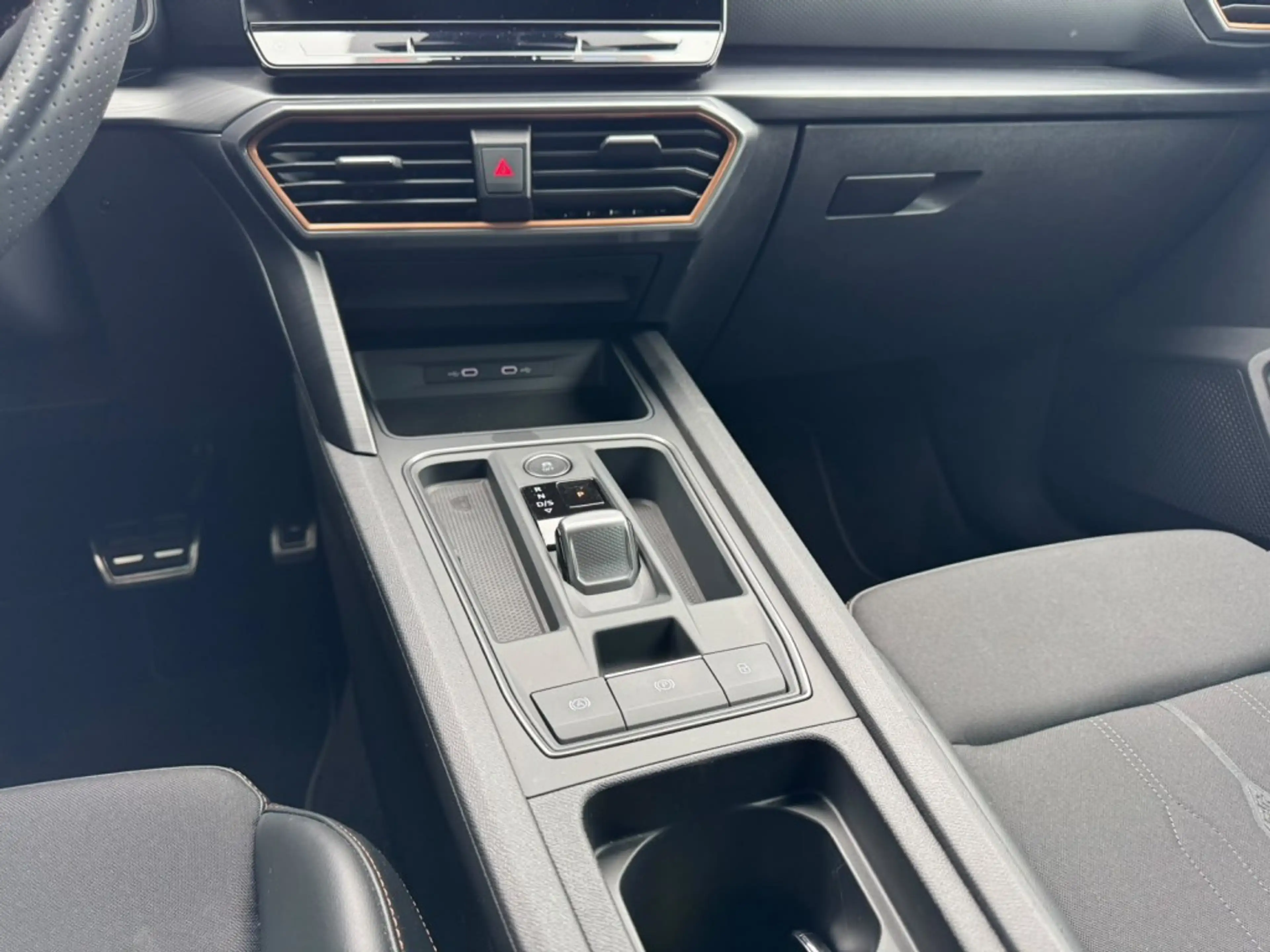 CUPRA Leon 1.4 VZ Performance e-Hybrid 245PK Supersport stuur — photo 24