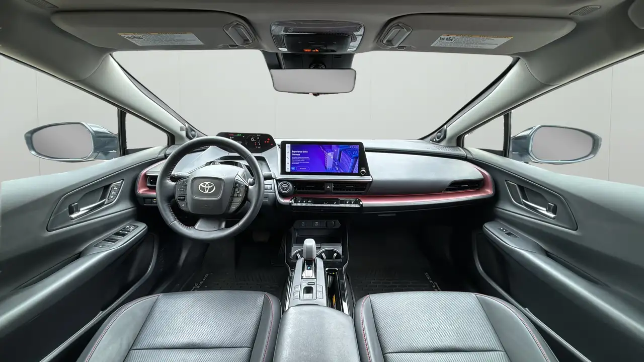 Toyota Prius Prime снимка Toyota Prius Prime