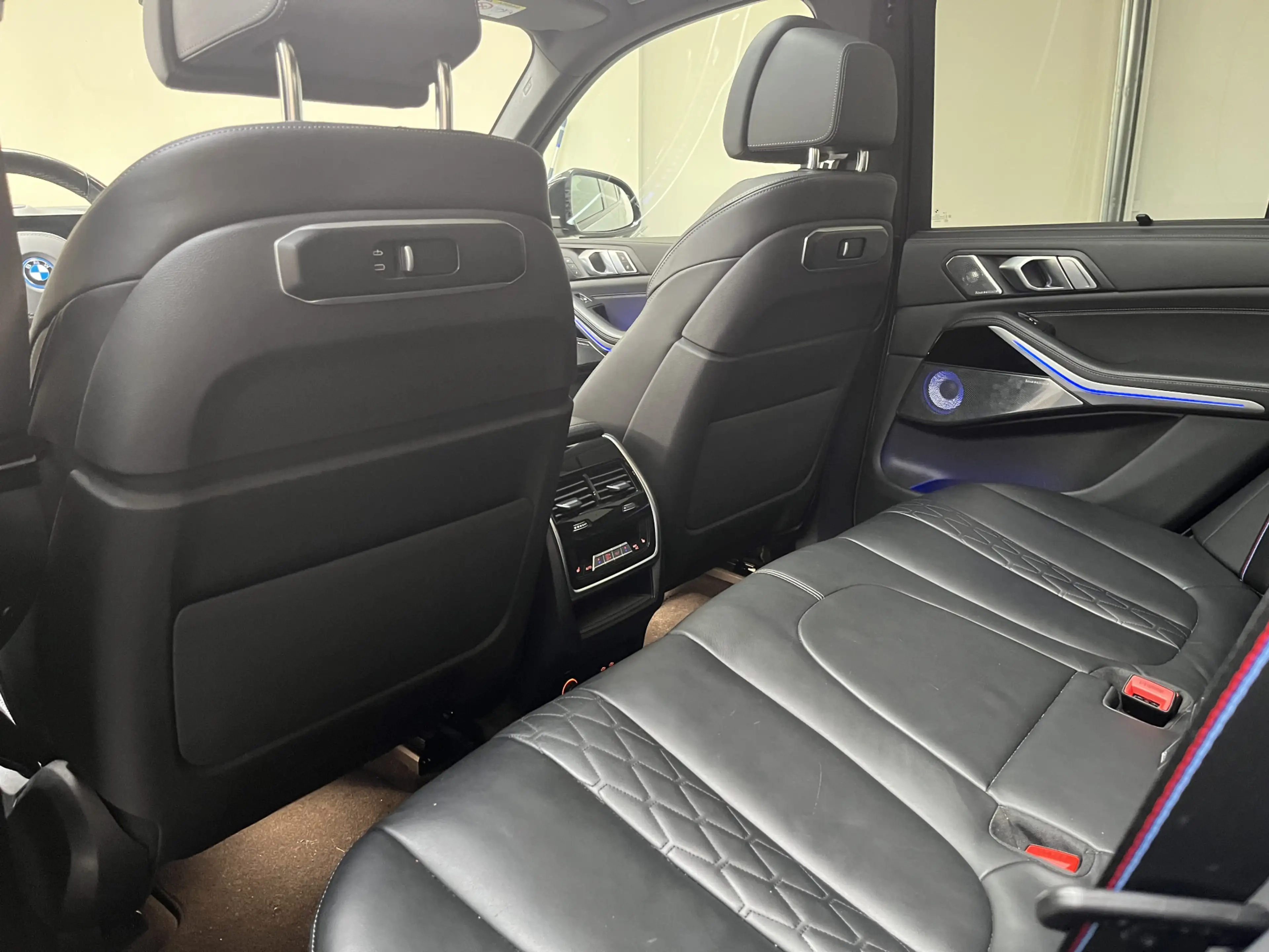 BMW X5 xDrive50e M-Sport Pro | 22" | Panorama | Comfortst — photo 15