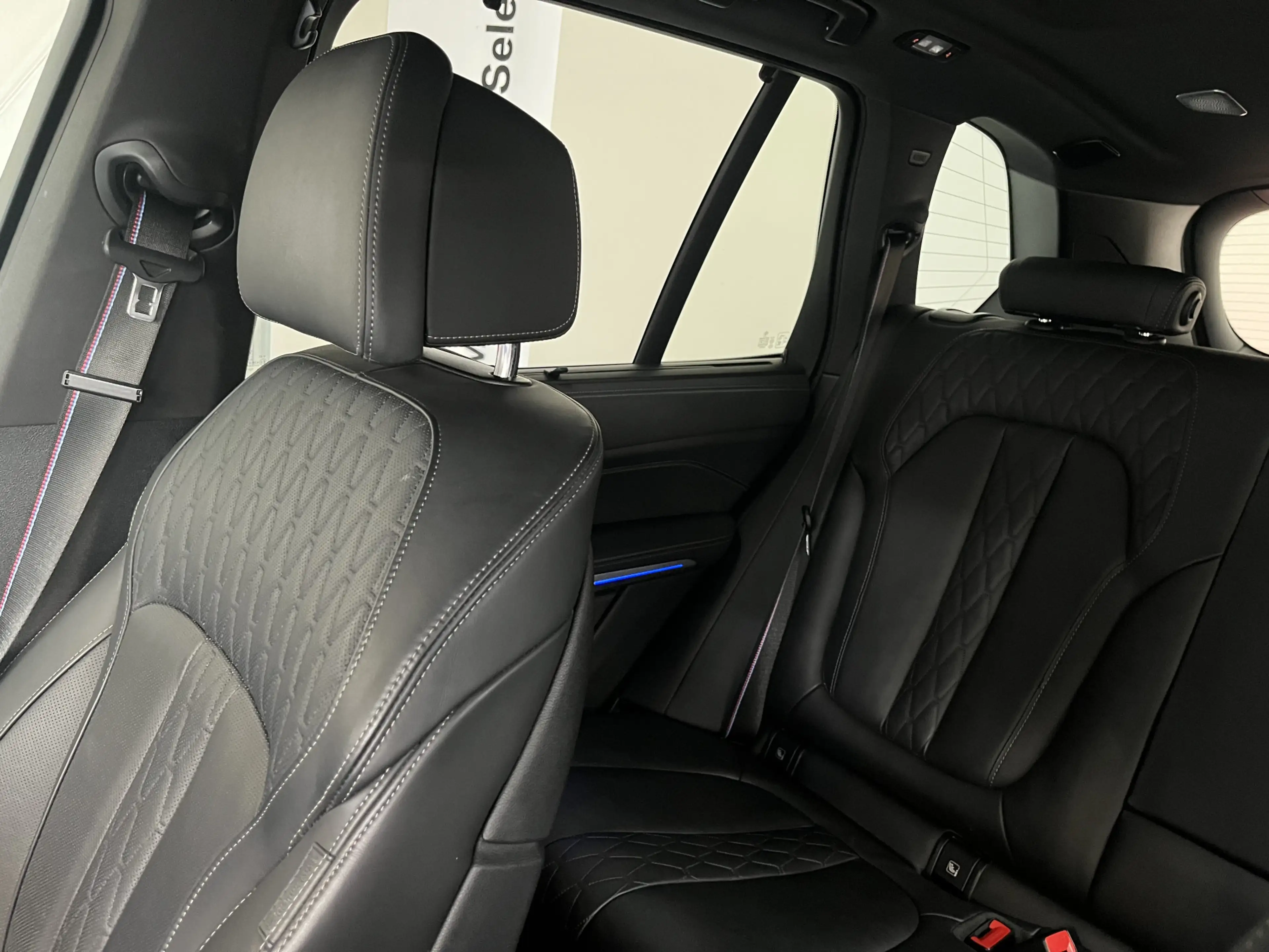 BMW X5 xDrive50e M-Sport Pro | 22" | Panorama | Comfortst — photo 14