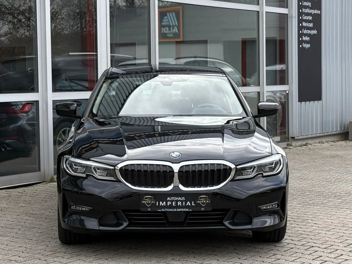 BMW 320 dxDr Sport LEDER+HUD+ACC+LASER+LC-PROF+N.PROF Nero - 2