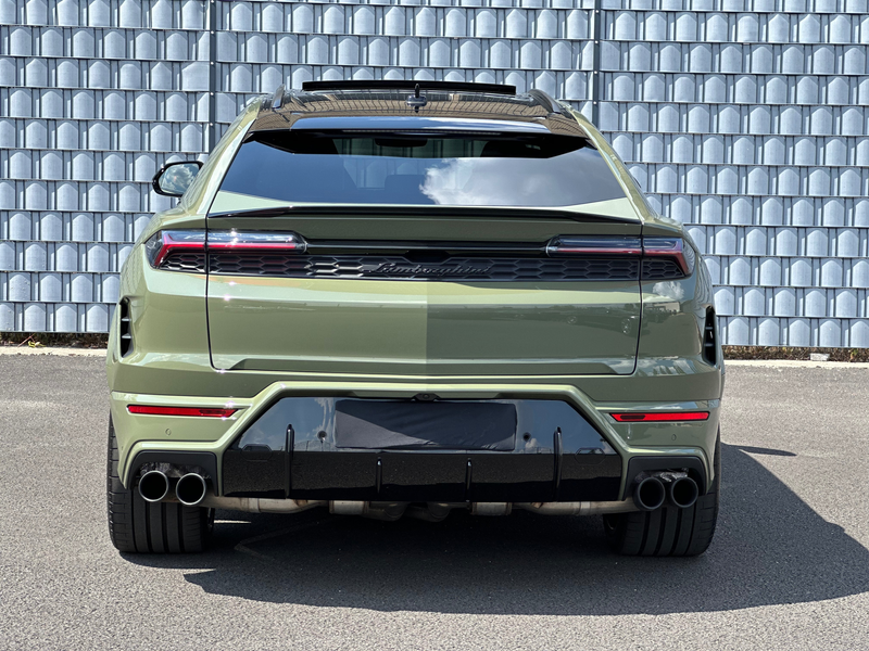 Lamborghini Urus SE HYBRID/STYLE-PACKAGE/PANORAMA/B&O/BLACK-PAKET — photo 13