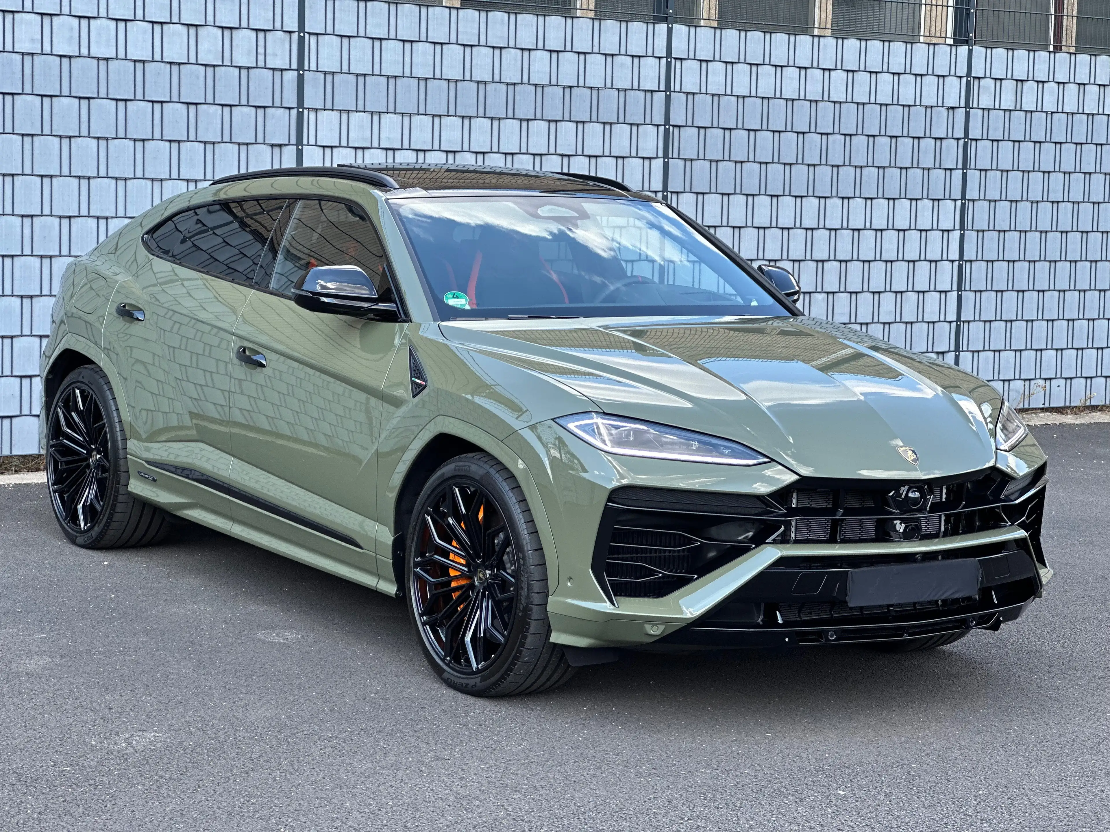 Lamborghini Urus SE HYBRID/STYLE-PACKAGE/PANORAMA/B&O/BLACK-PAKET — photo 5
