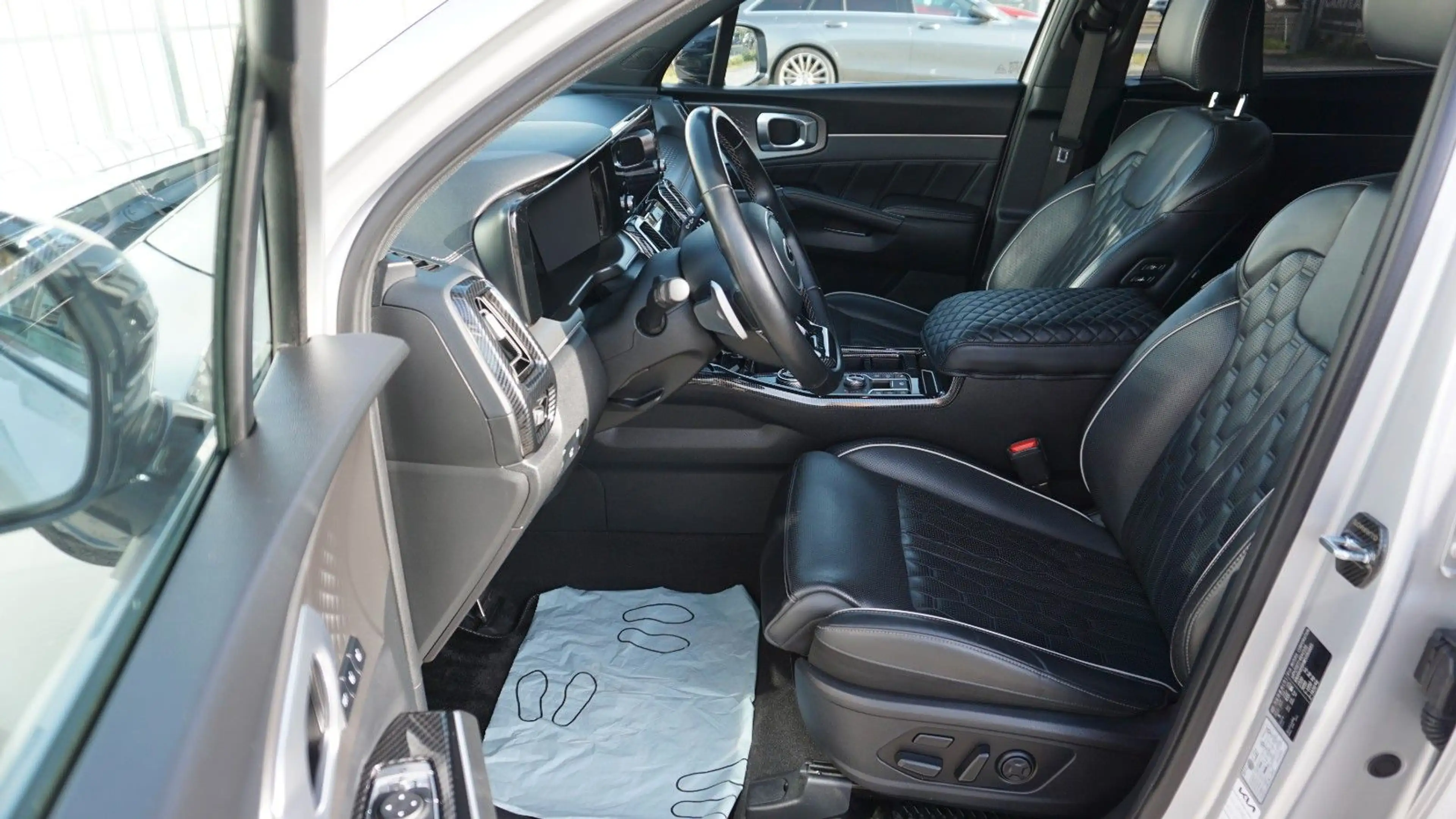 Kia Sorento Platinum 4WD,Pano,Kamera,Navi,Leder,Bose — photo 8