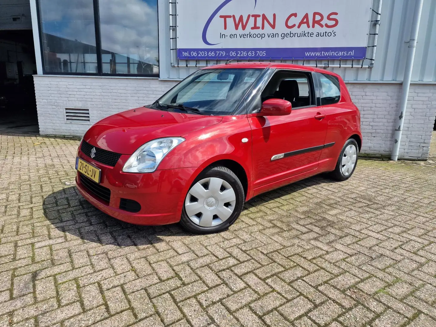 Suzuki Swift 1.3 GLS 3DRS Rot - 2