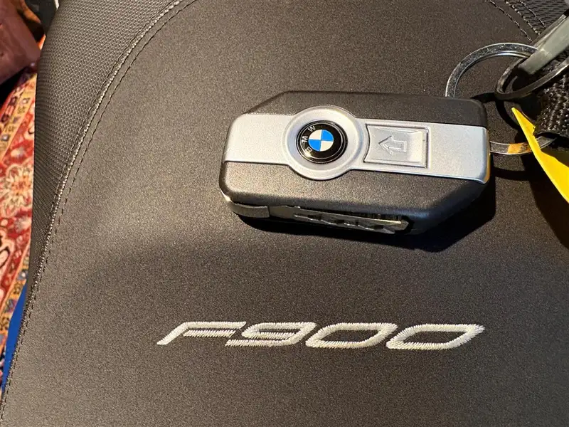 BMW F 900 R - foto 5