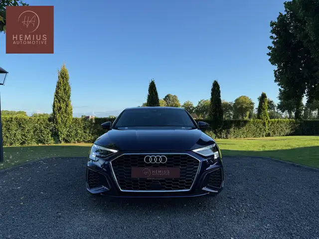 Audi A3 view 5