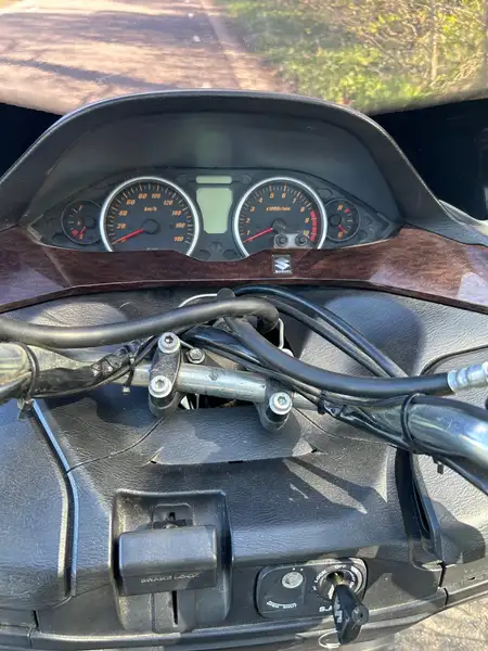 Suzuki Burgman 400 - foto 7