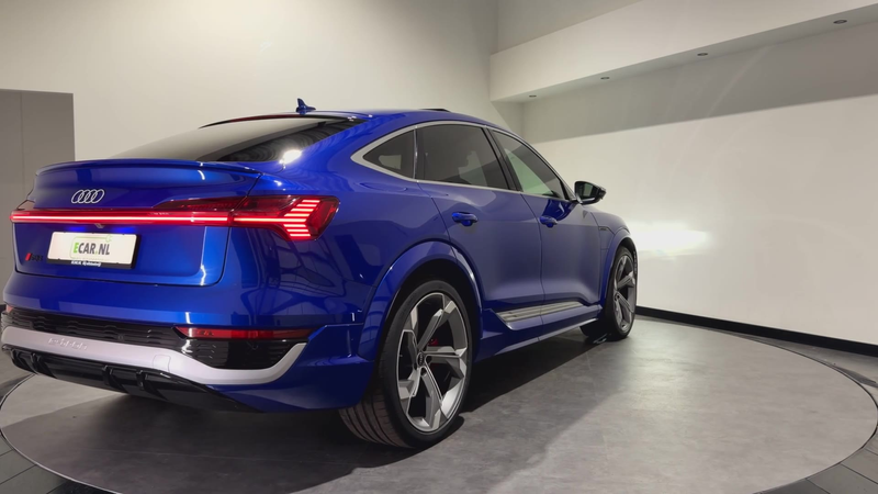 Audi Q8 e-tron Sportback S Quattro 115 kWh | Valcona Leder — photo 3