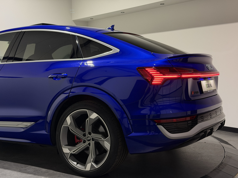 Audi Q8 e-tron Sportback S Quattro 115 kWh | Valcona Leder — photo 10