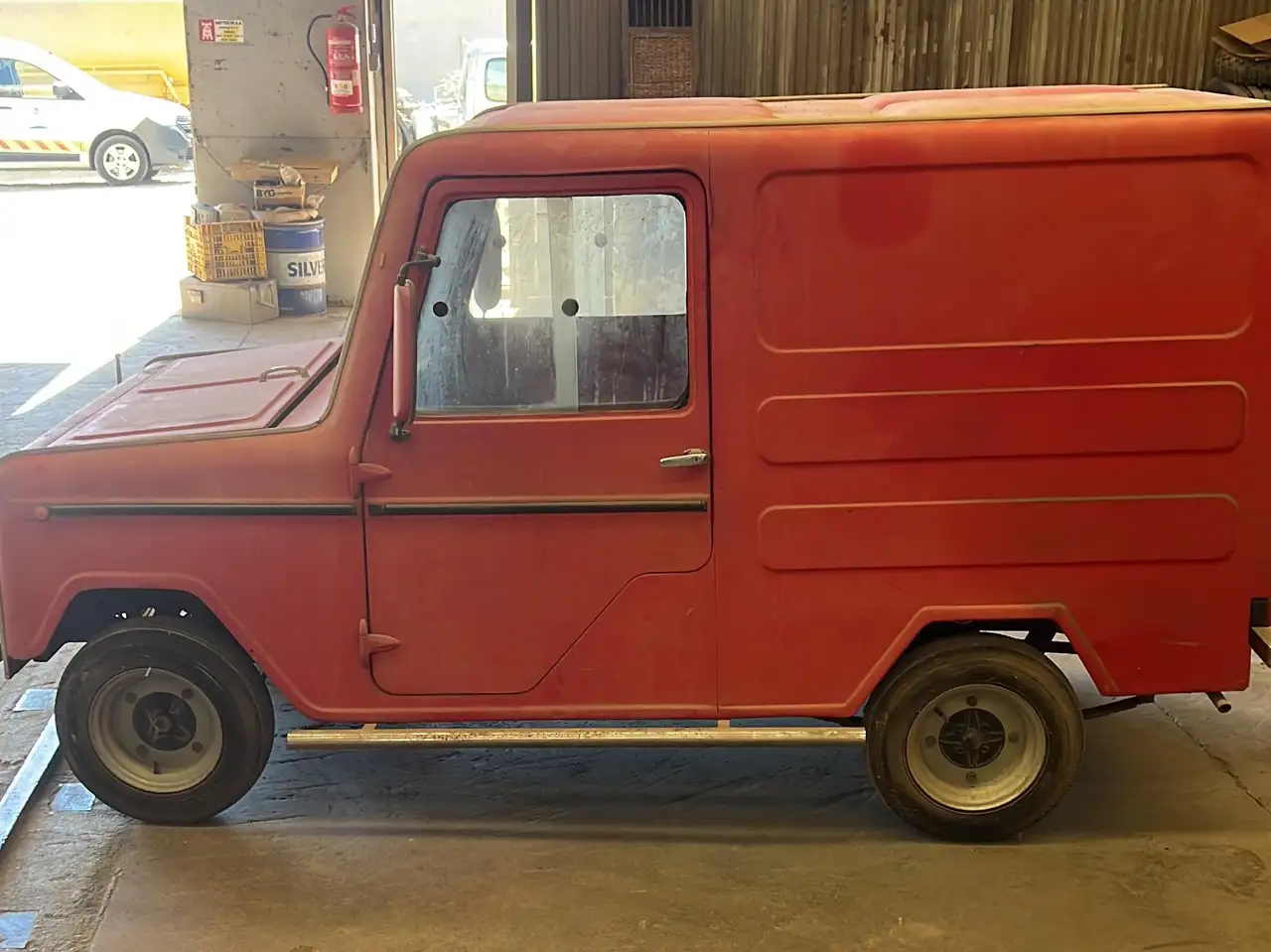 Innocenti Lawil C2 Furgonetta Poste Italiane 125 - Barn Find 7.195km - Única España, foto 2