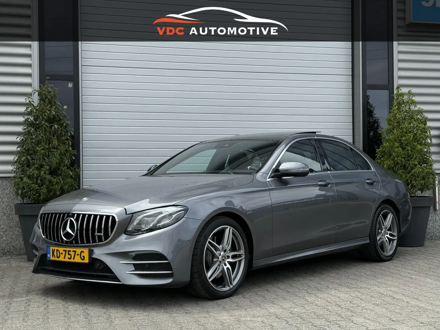 Mercedes-Benz E 220 220d AMG Pano | Alcantara Hemel | Multibeam LED | Gris - 1
