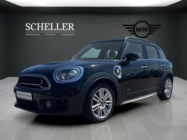 MINI Cooper SE Countryman Countryman SE ALL4 Chili DAB LED RFK