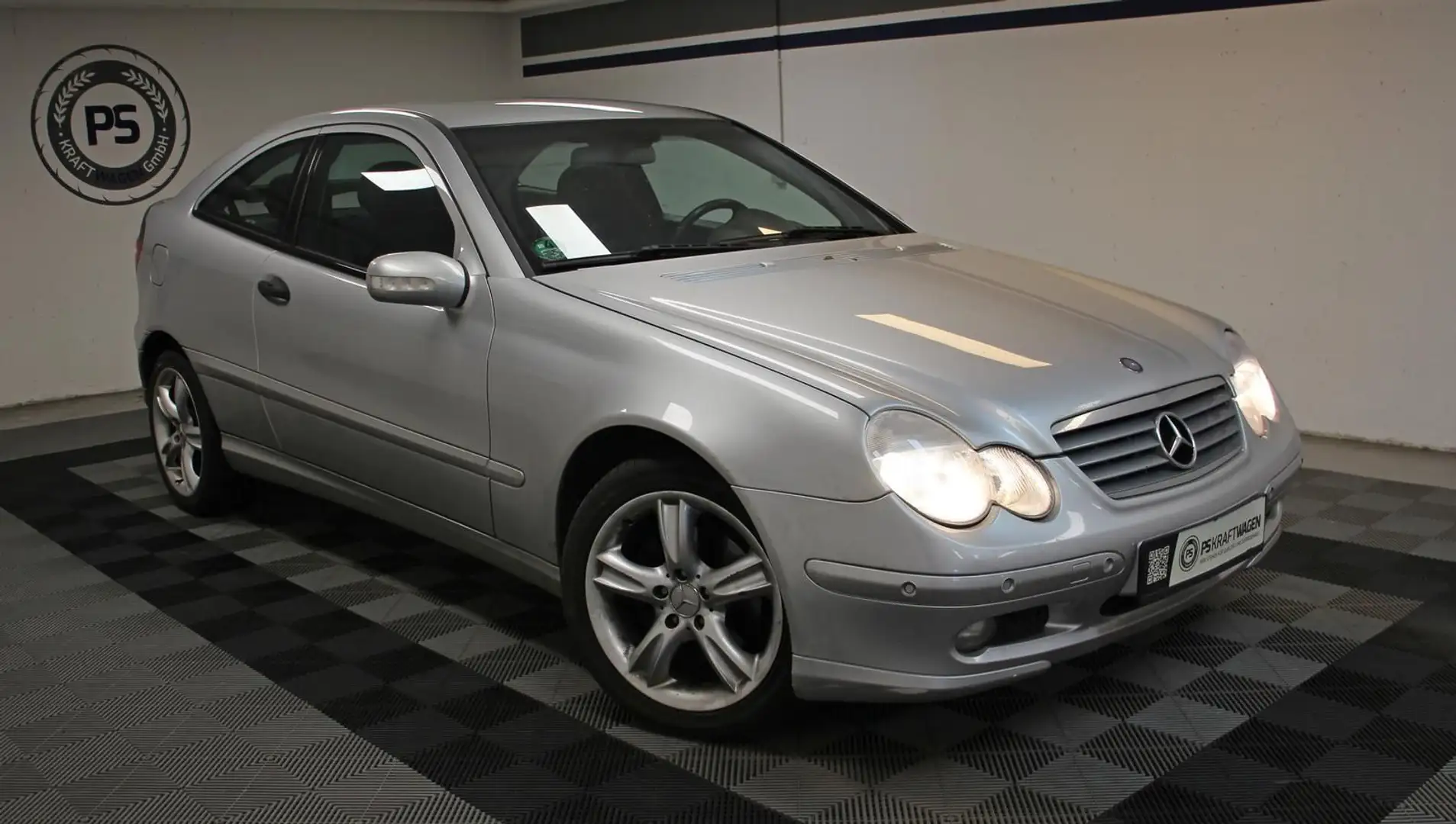 Mercedes-Benz C 180 Kompressor Automatik TEMPOMAT KLIMA PDC Silber - 2