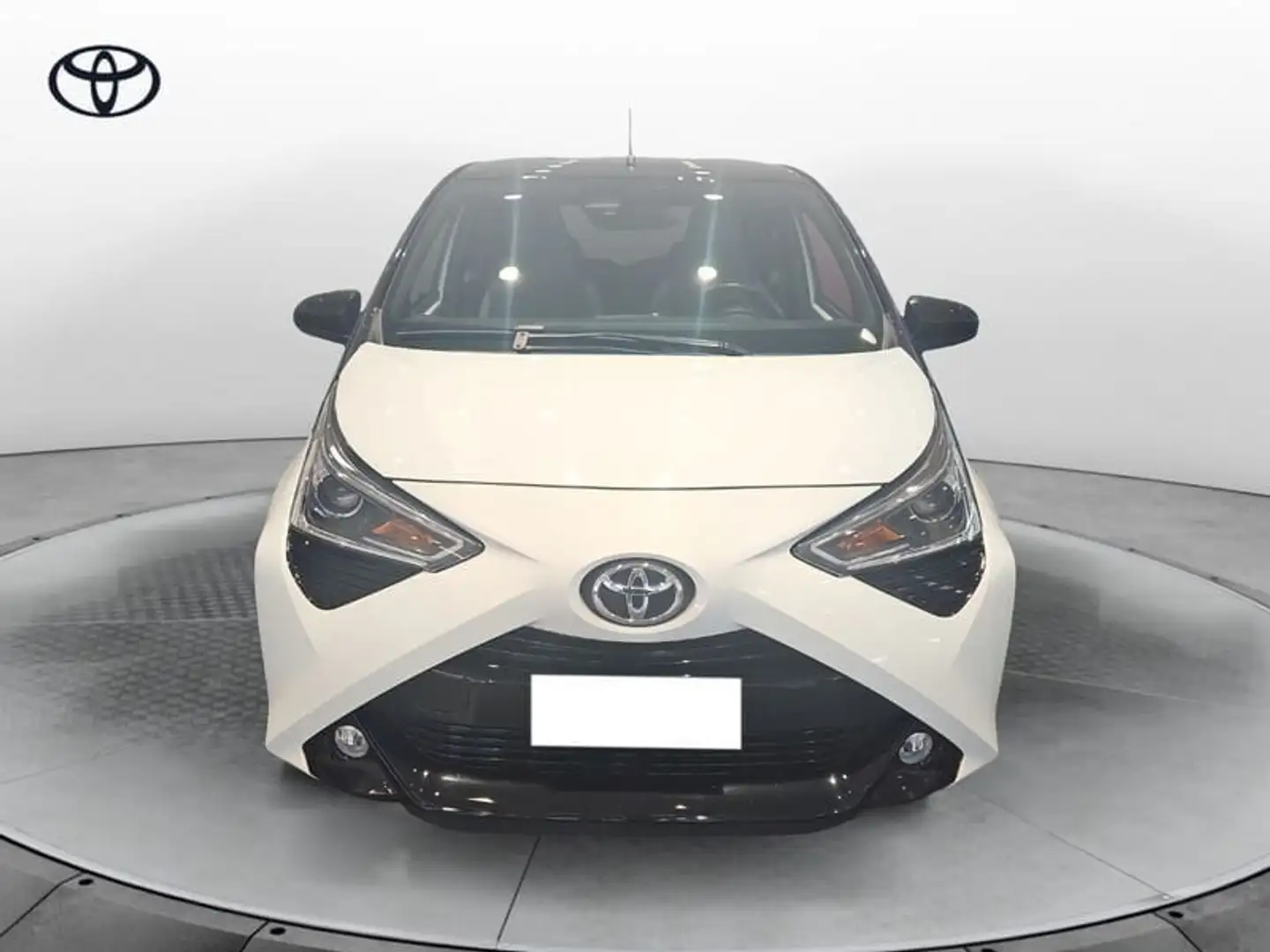 Toyota Aygo 1.0 VVT-i x-you Weiß - 2