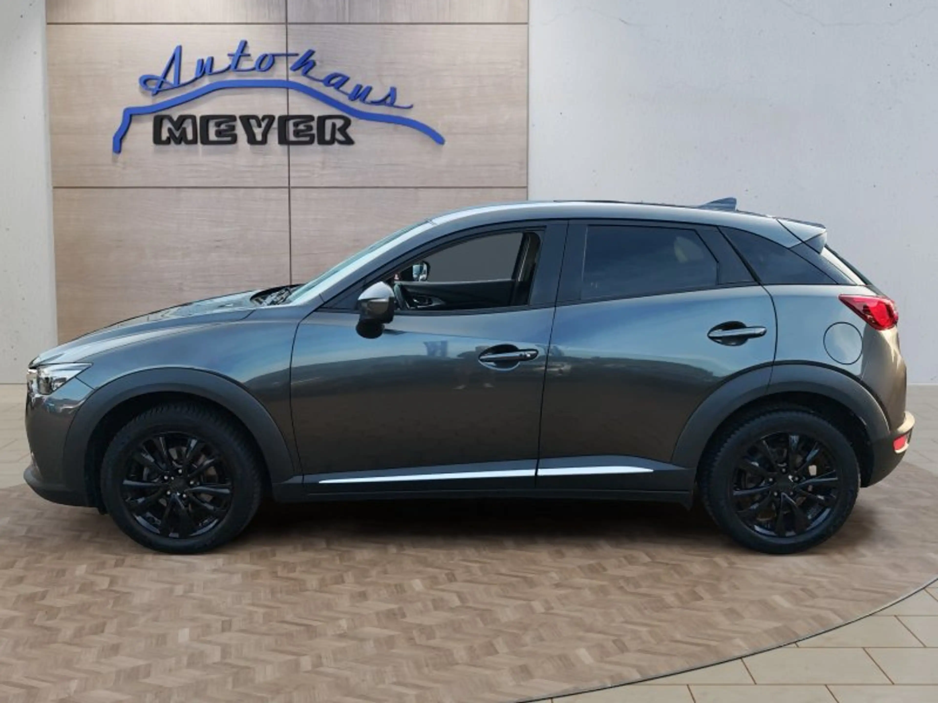 Mazda CX-3 2.0 SKYACTIV-G Sports-Line  Leder/LED/Navi — photo 2