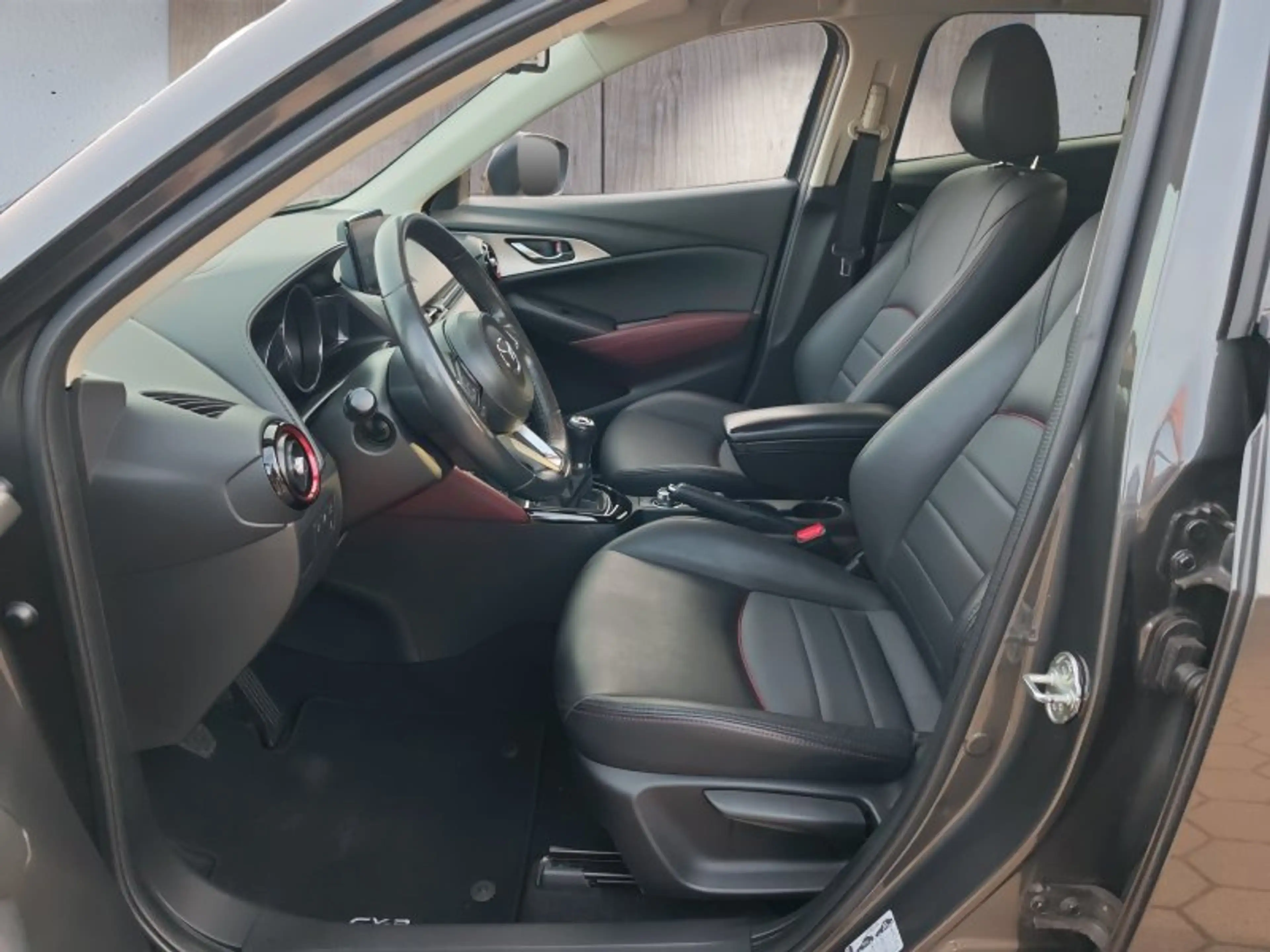 Mazda CX-3 2.0 SKYACTIV-G Sports-Line  Leder/LED/Navi — photo 9