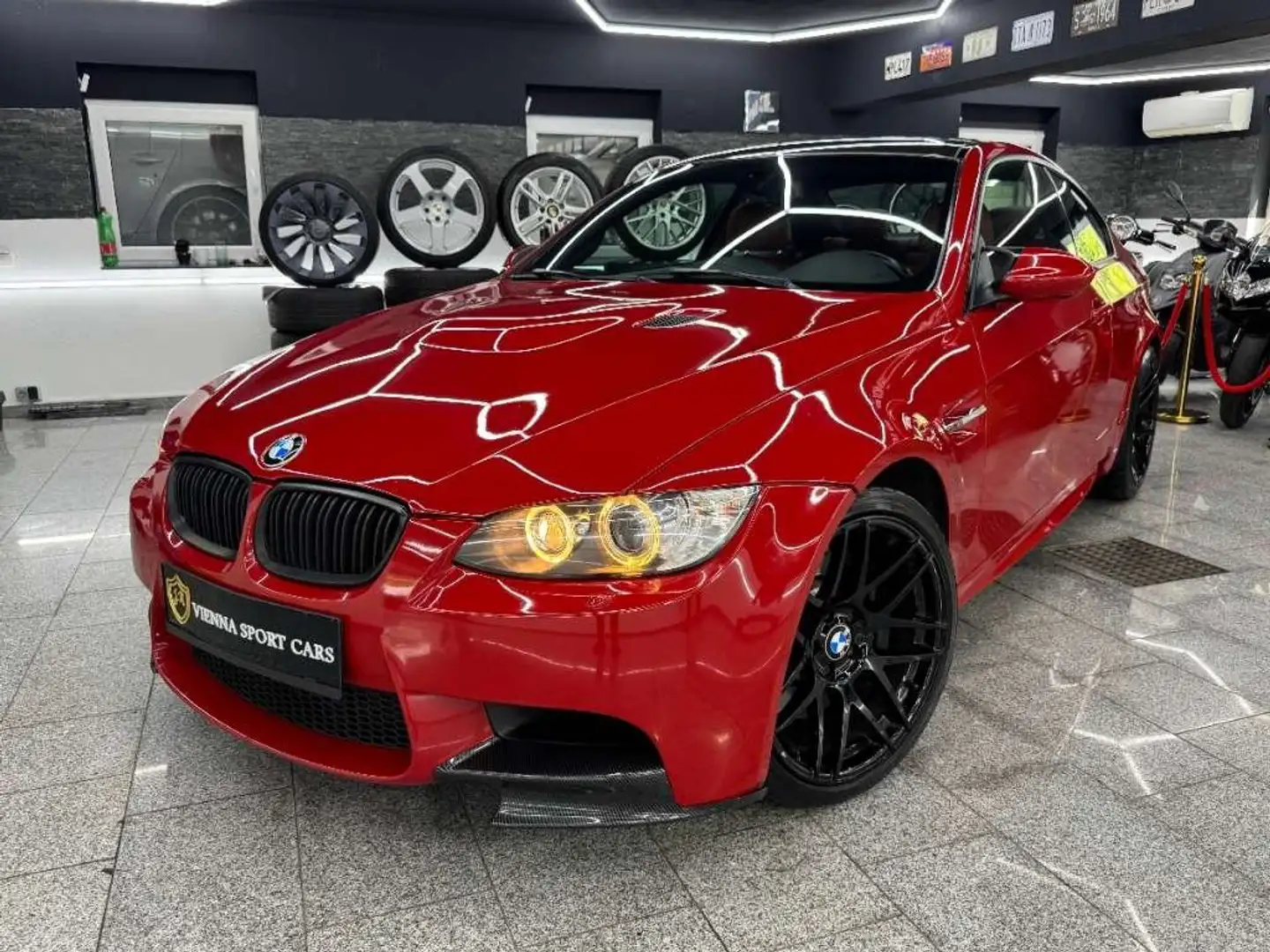 BMW M3 E92 Coupé DKG*Facelift*Rot/Rot*Blickfang* Red - 1