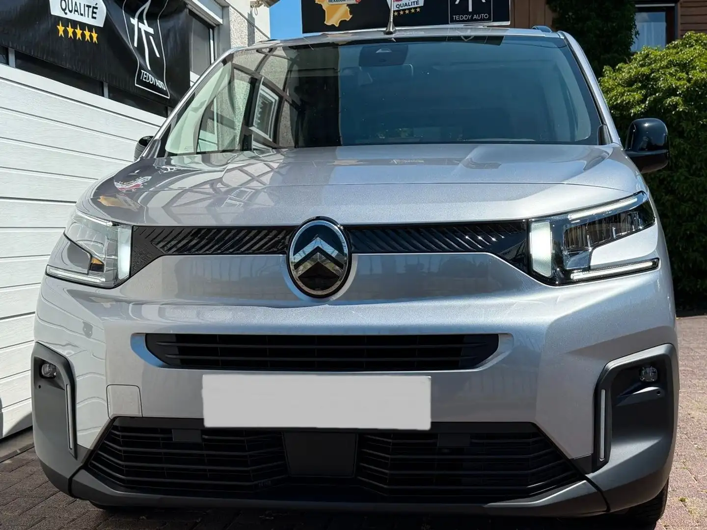 Citroen Berlingo Max XL BlueHDi 130 EAT8 7Sitzer Grau - 2