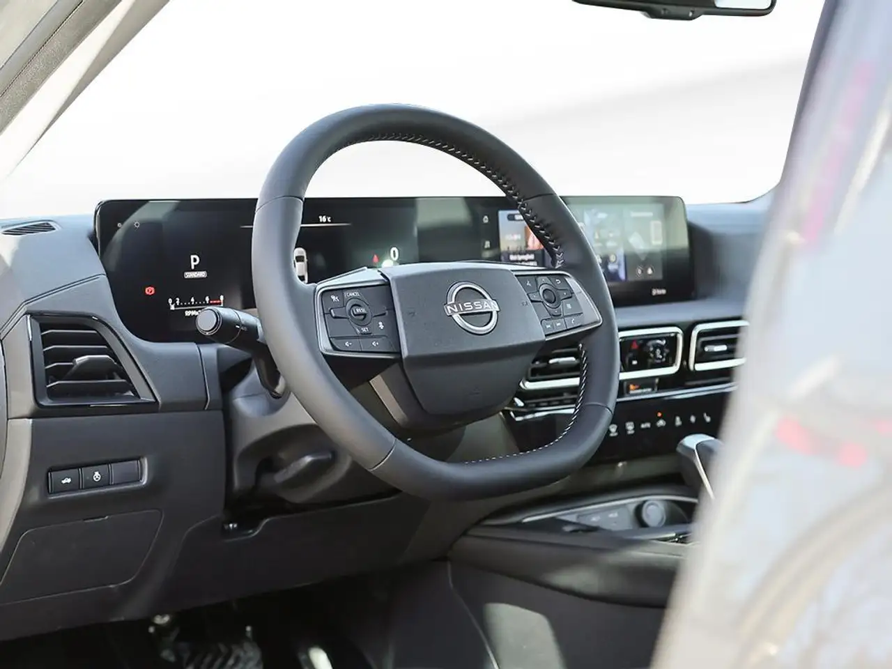 Nissan Sentra fotografie Nissan Sentra