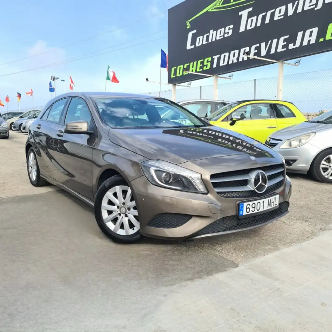Mercedes-Benz A 180 180CDI Gris - 1