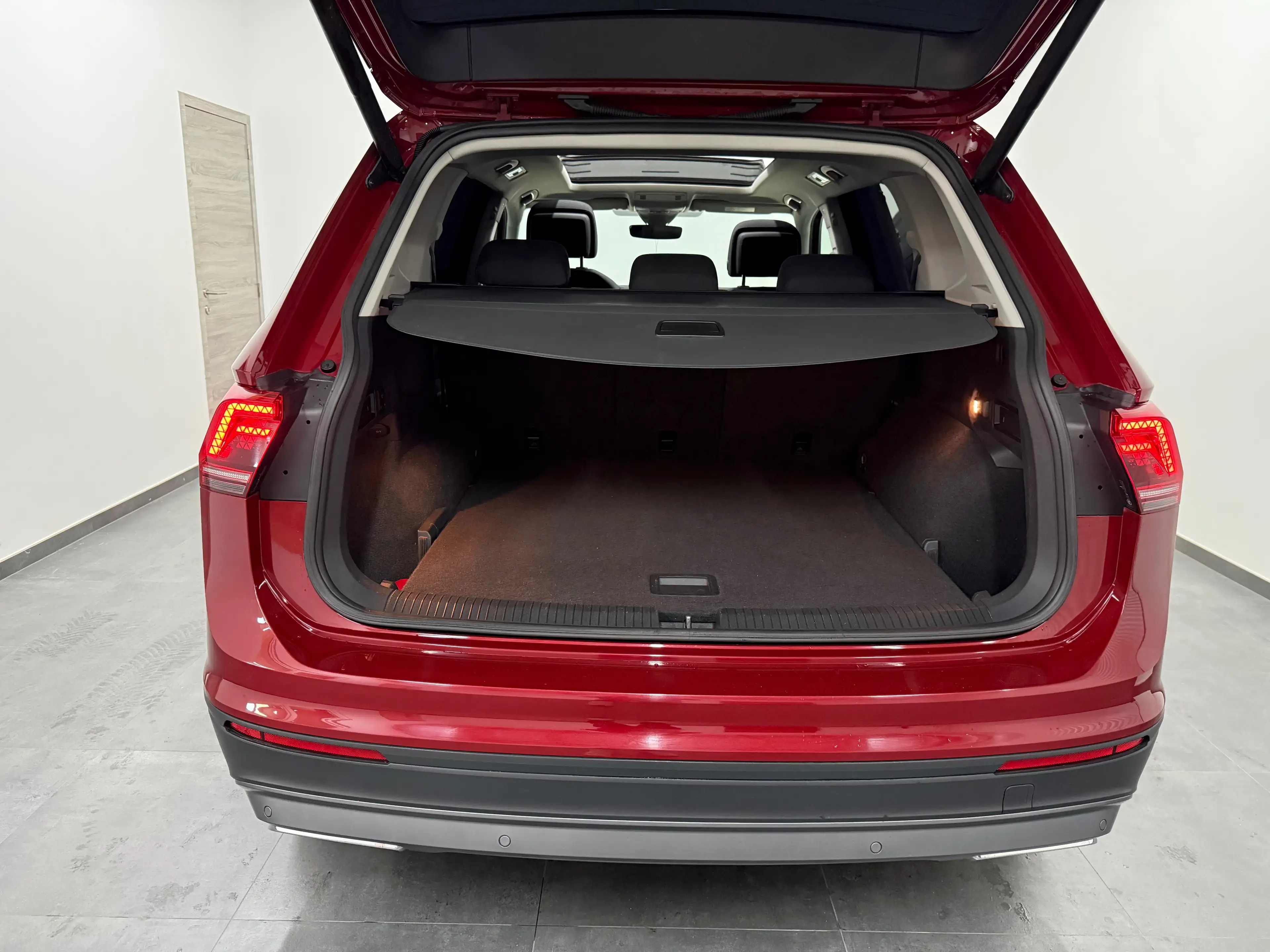Volkswagen Tiguan Allspace 1.5 TSi DSG - Euro6d - Navi - CarPlay - Carnet  - 1erMain — photo 9