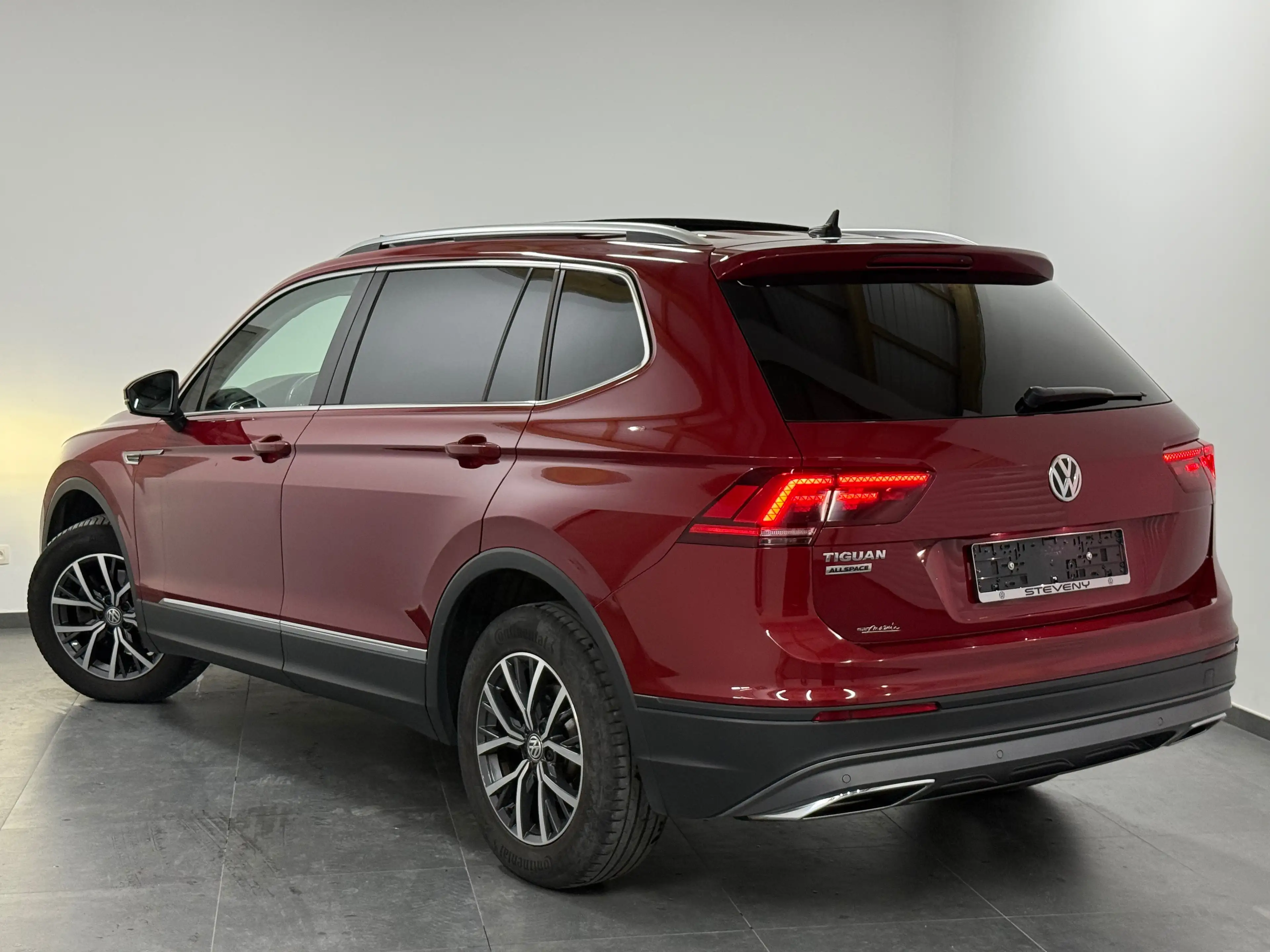 Volkswagen Tiguan Allspace 1.5 TSi DSG - Euro6d - Navi - CarPlay - Carnet  - 1erMain — photo 2