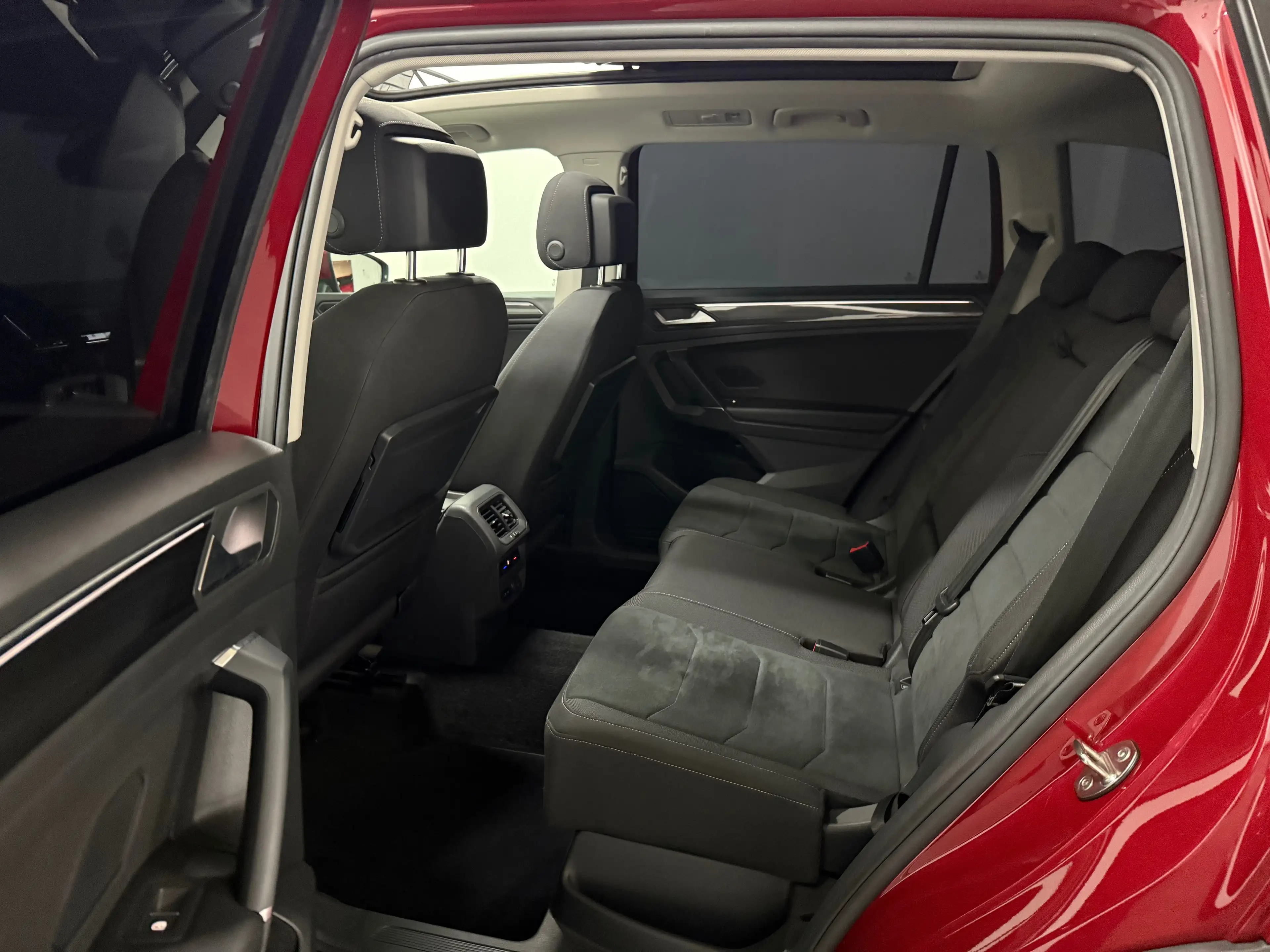 Volkswagen Tiguan Allspace 1.5 TSi DSG - Euro6d - Navi - CarPlay - Carnet  - 1erMain — photo 13