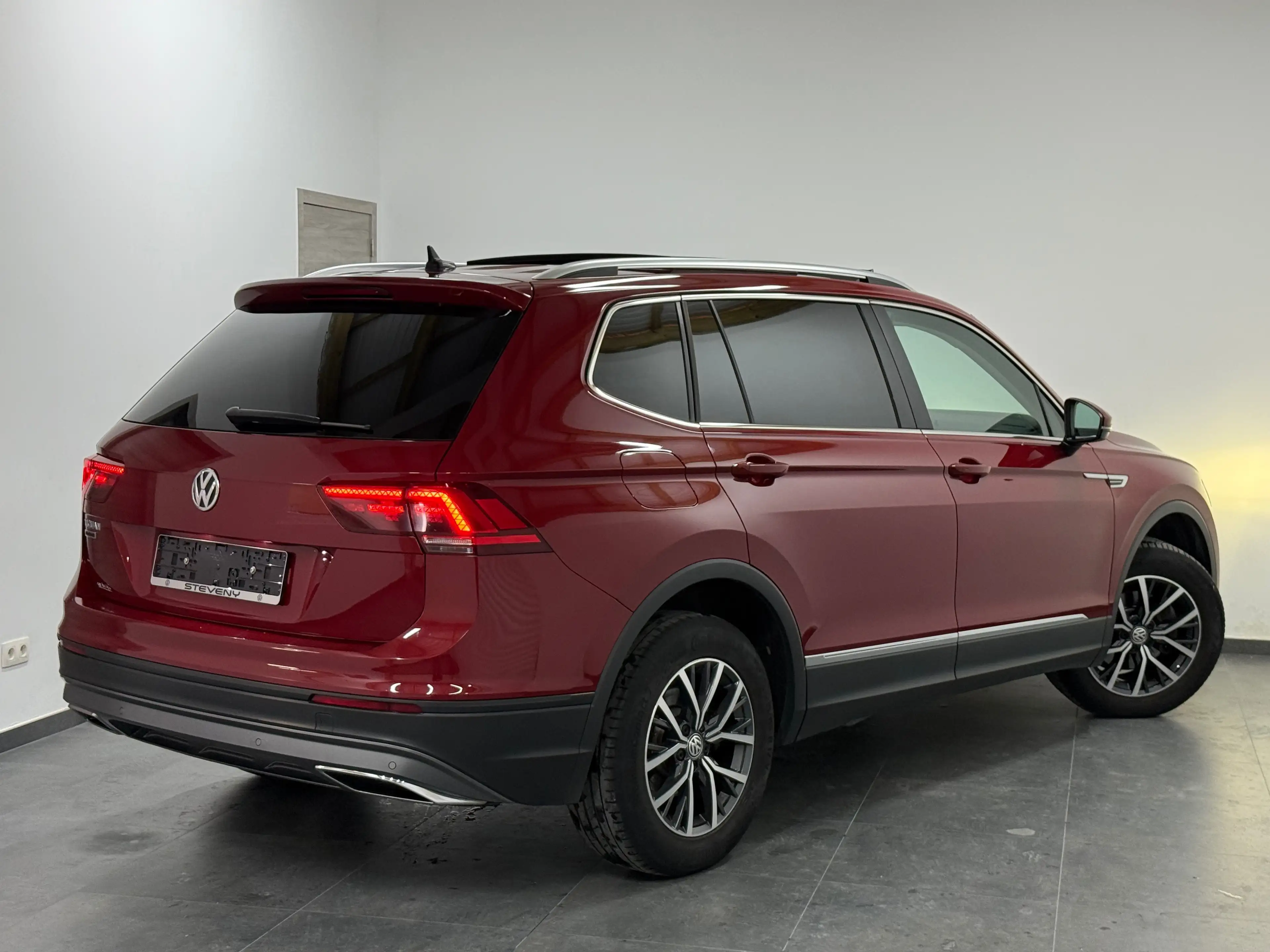 Volkswagen Tiguan Allspace 1.5 TSi DSG - Euro6d - Navi - CarPlay - Carnet  - 1erMain — photo 3