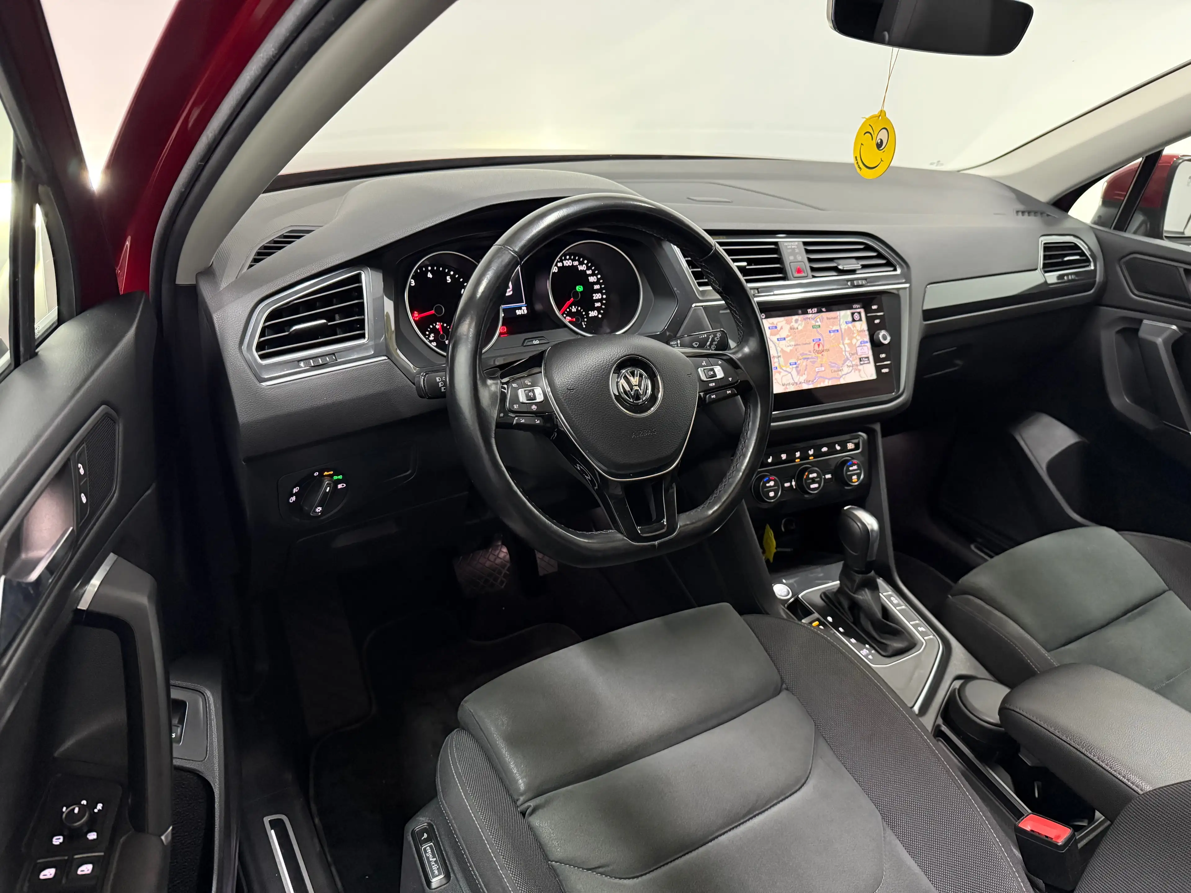 Volkswagen Tiguan Allspace 1.5 TSi DSG - Euro6d - Navi - CarPlay - Carnet  - 1erMain — photo 11