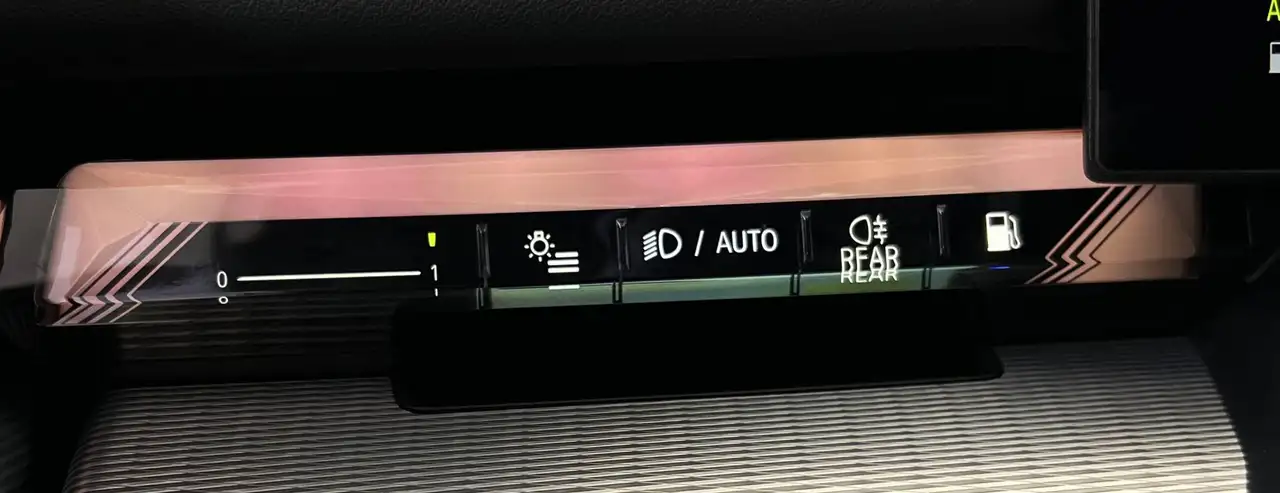 BMW 530 e M Sport Plug-in Hybrid 2,0/140PS Head-Up NAVI TEMP SITZH Harman Kardon 360° Kamera, миниатюра 25