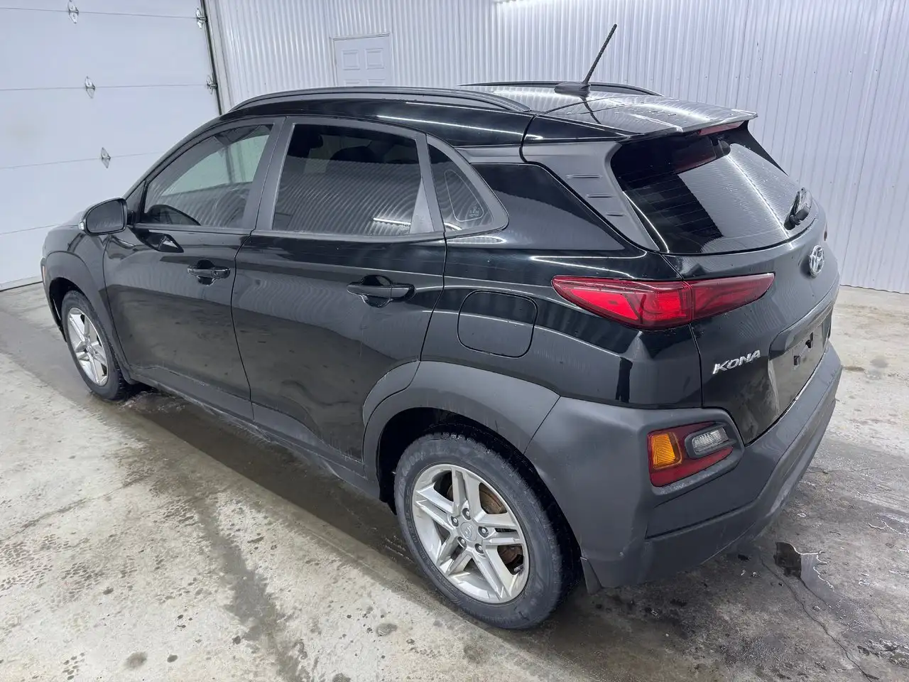Hyundai KONA снимка Hyundai KONA