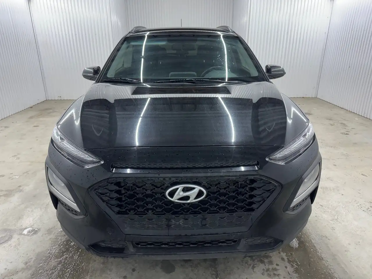 Hyundai KONA снимка Hyundai KONA