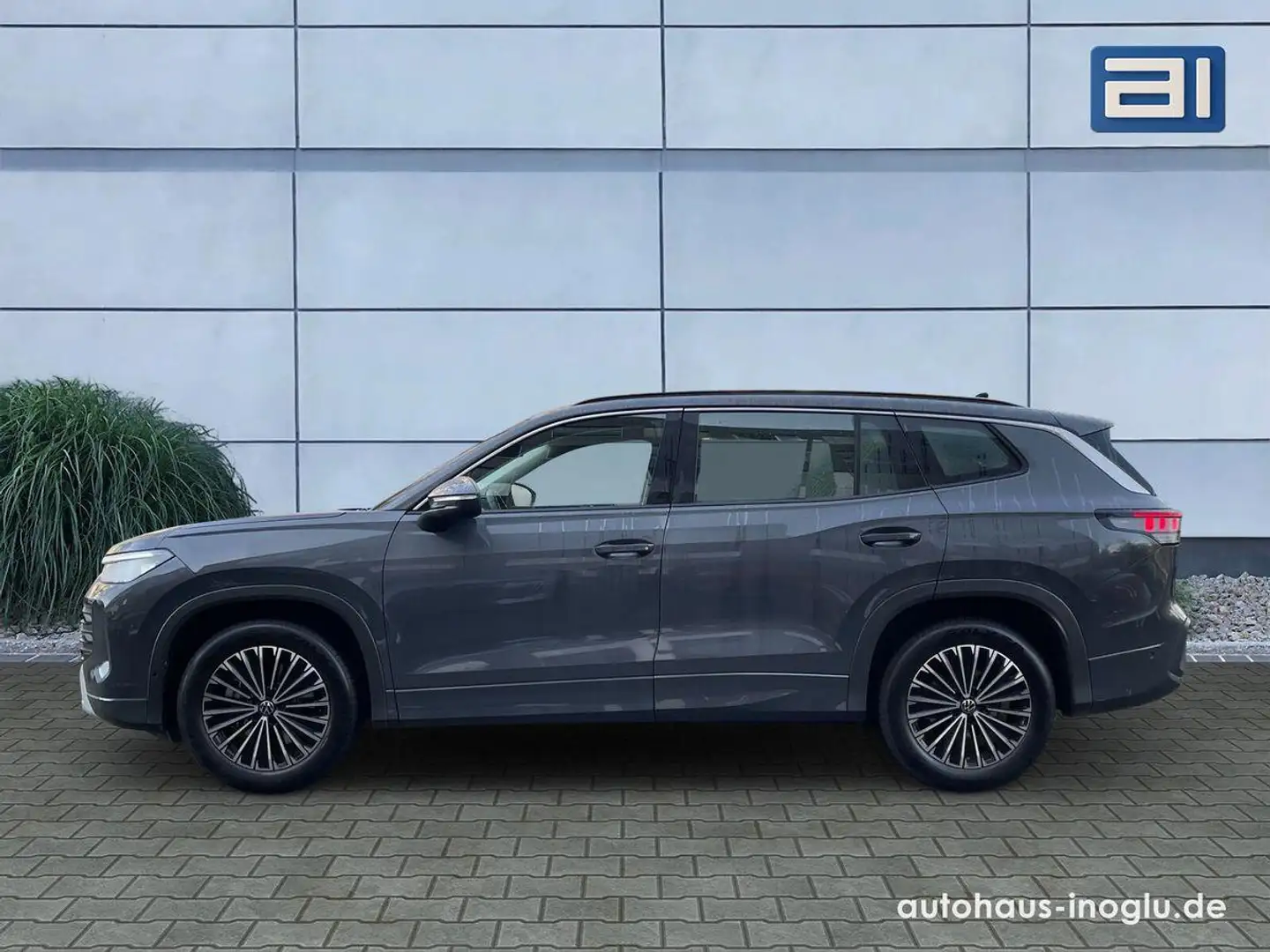 Volkswagen Tayron 1.5 eTSI Life DSG 7-Si+Navi+Lenk/SHZ+R-Kam+ Gris - 2