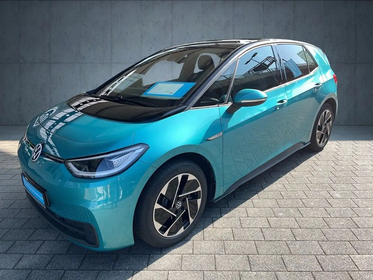 Volkswagen ID.3 Pro Performance Navi IQ.Light Pano Blauw - 2