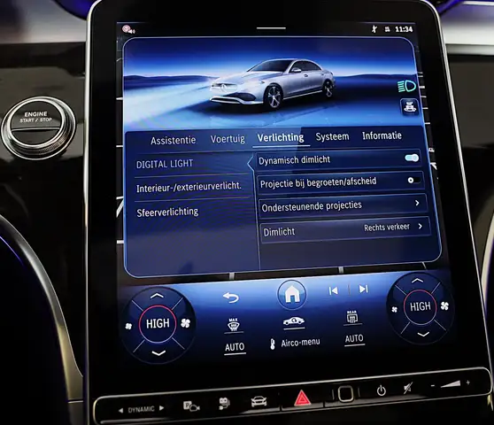 Mercedes-Benz C-Class view 28