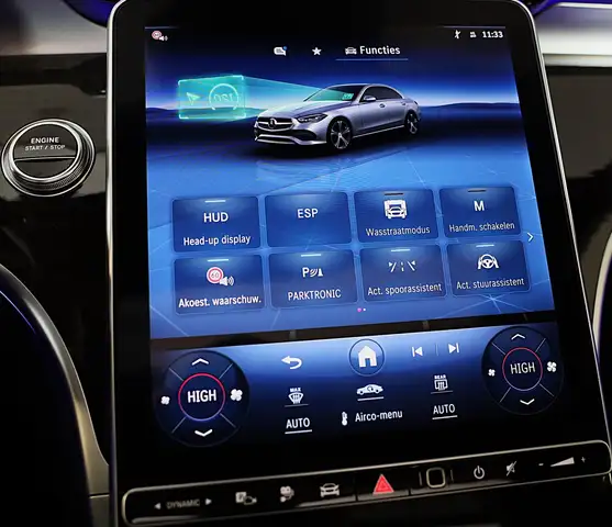 Mercedes-Benz C-Class view 18