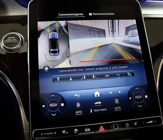 Mercedes-Benz C-Class view 9