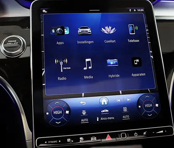 Mercedes-Benz C-Class view 20