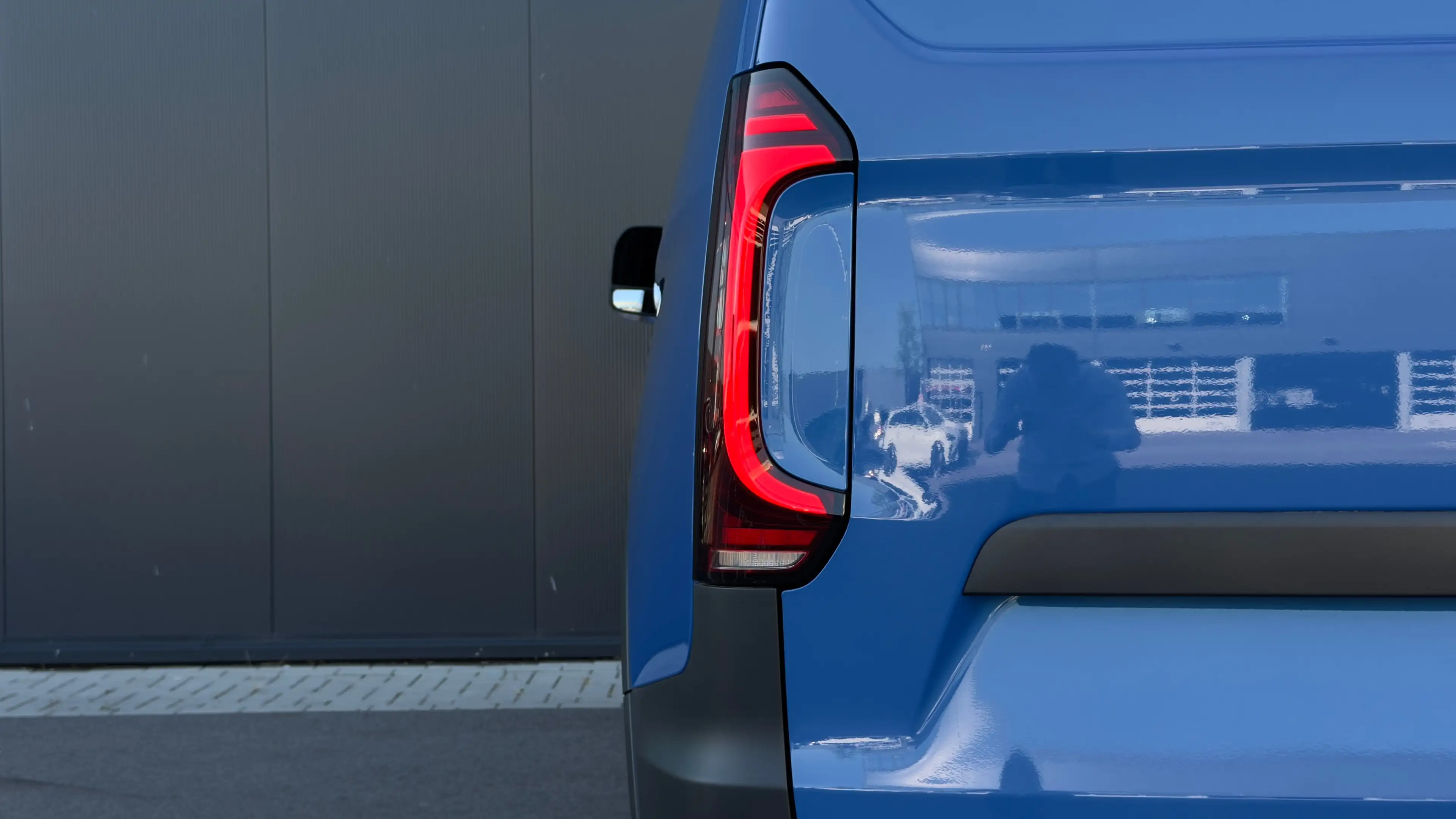 Volkswagen Transporter e-Transporter 160 kW RWD KR PanAmericana | Wegklap — photo 17