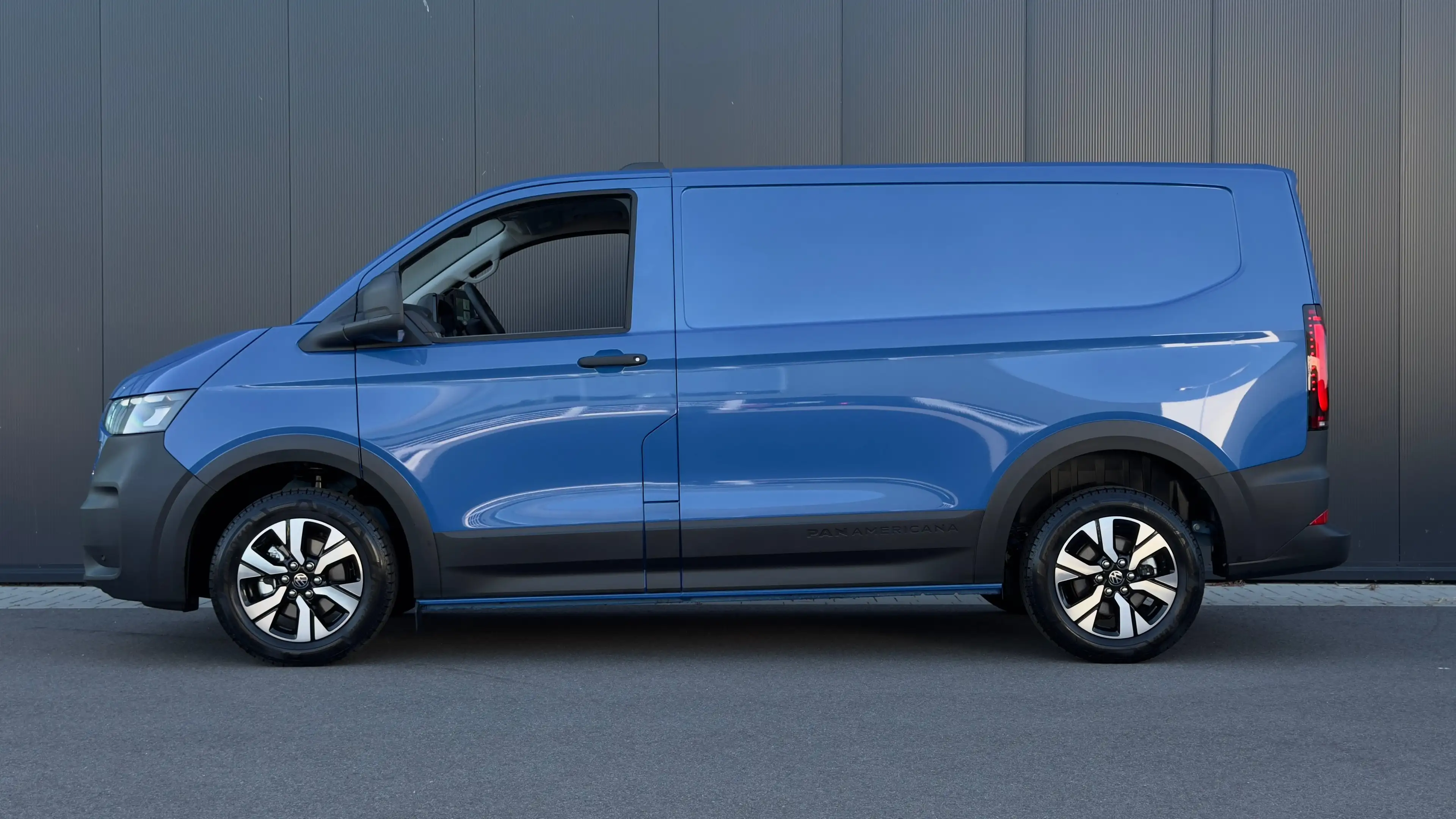 Volkswagen Transporter e-Transporter 160 kW RWD KR PanAmericana | Wegklap — photo 11
