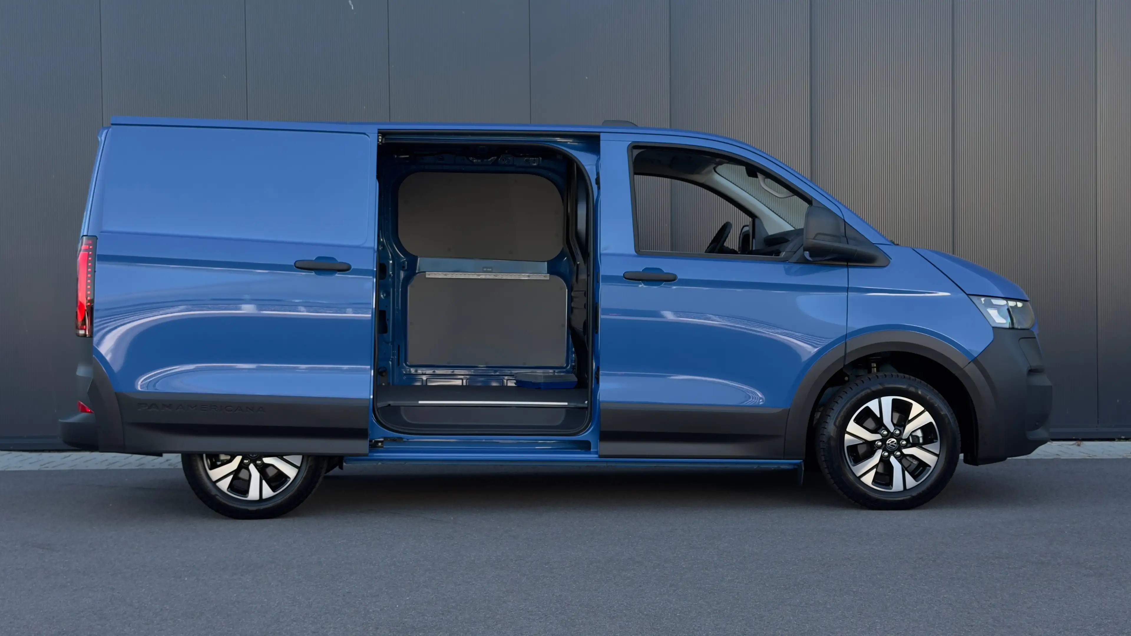 Volkswagen Transporter e-Transporter 160 kW RWD KR PanAmericana | Wegklap — photo 12