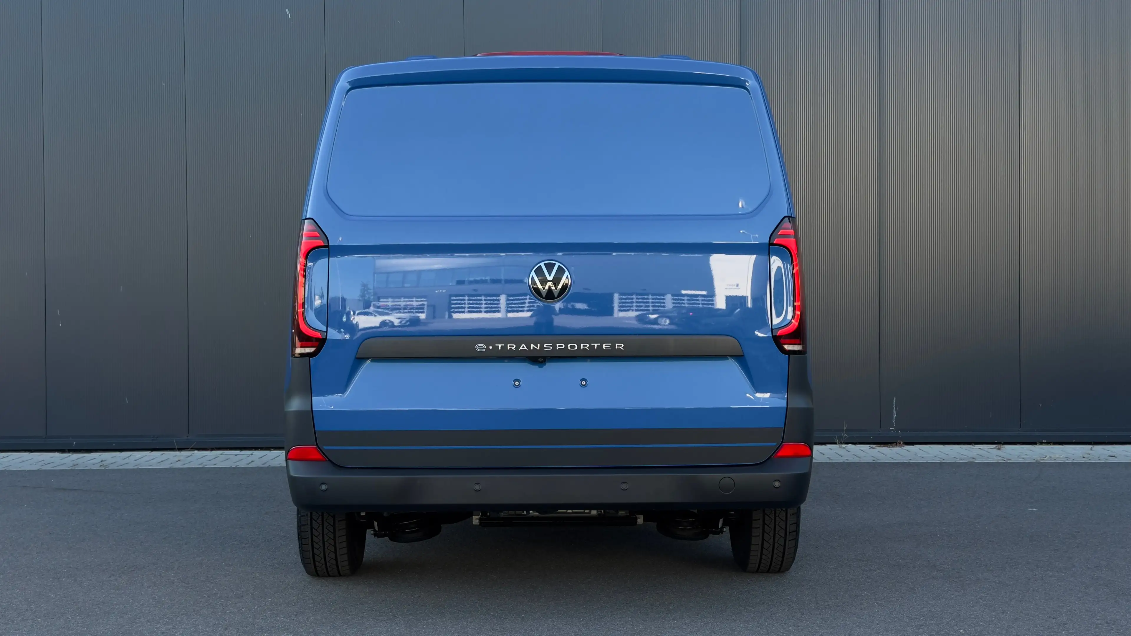 Volkswagen Transporter e-Transporter 160 kW RWD KR PanAmericana | Wegklap — photo 16