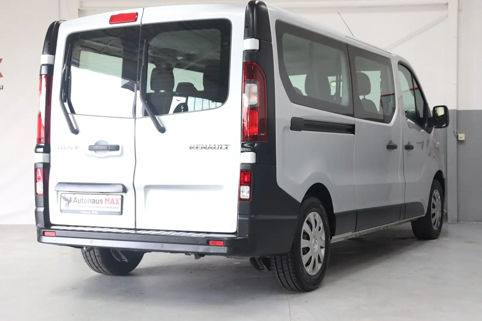 Renault Trafic Combi L2H1 2,9t  Expression~Standhz~PDC Grau - 2