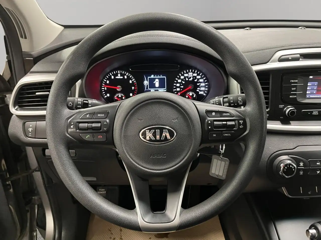 Kia Sorento снимка Kia Sorento