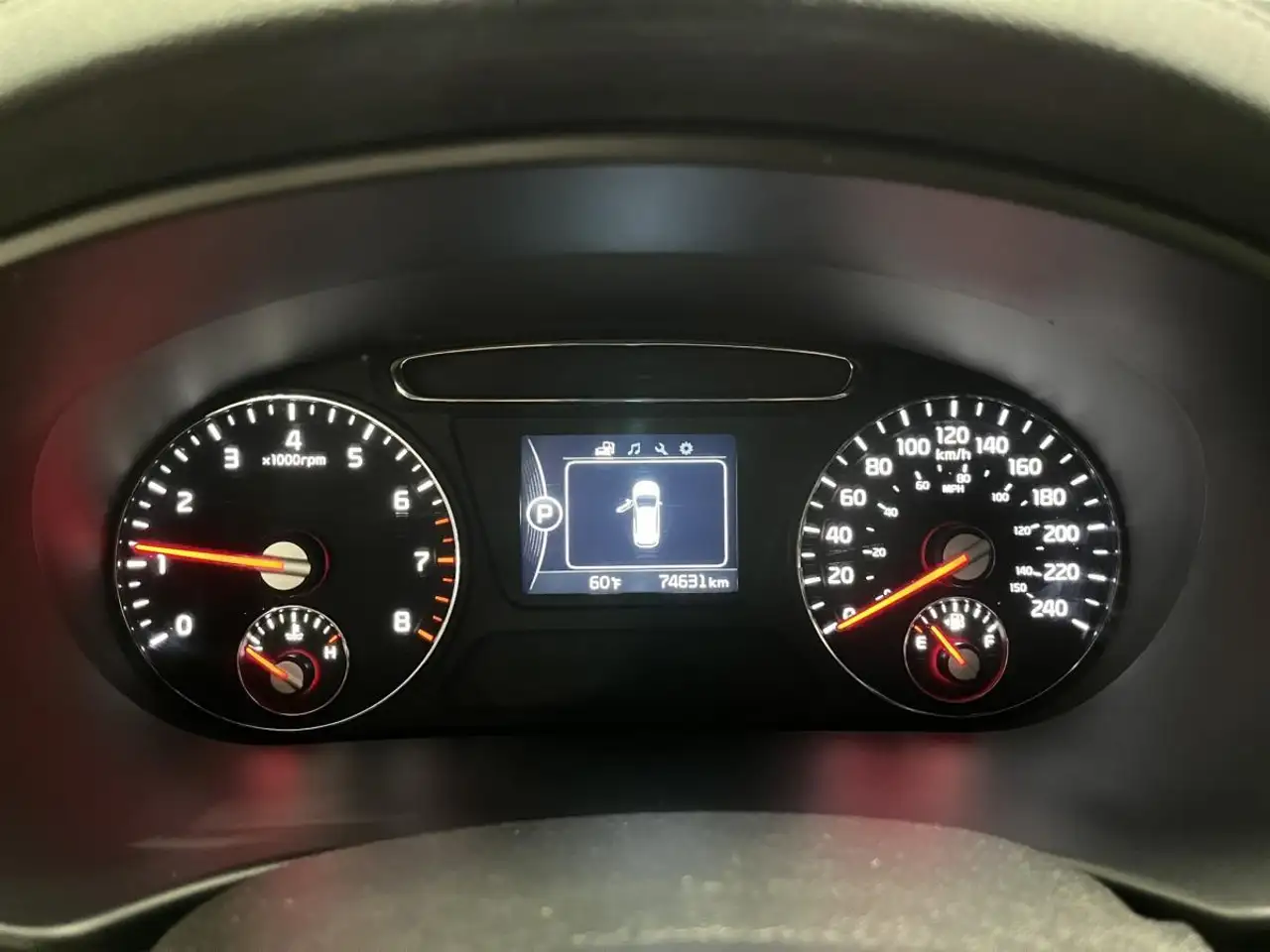 Kia Sorento снимка Kia Sorento