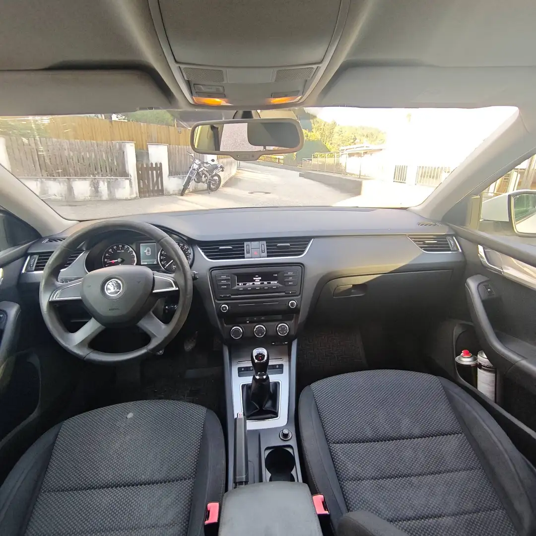 Skoda Octavia Octavia Combi 1,6 Ambition TDI 4x4 Green tec Ambition Weiß - 2