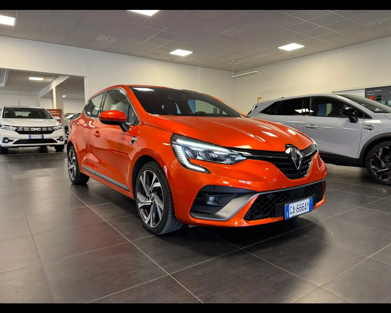 Renault Clio 1.3 TCE R.S. LINE 130CV EDC FAP Arancione - 1