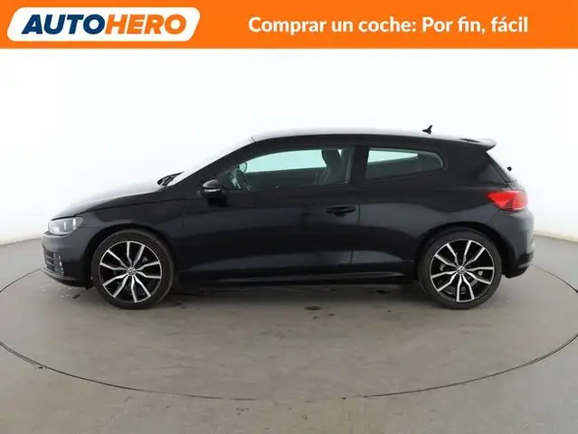 Volkswagen Scirocco view 3