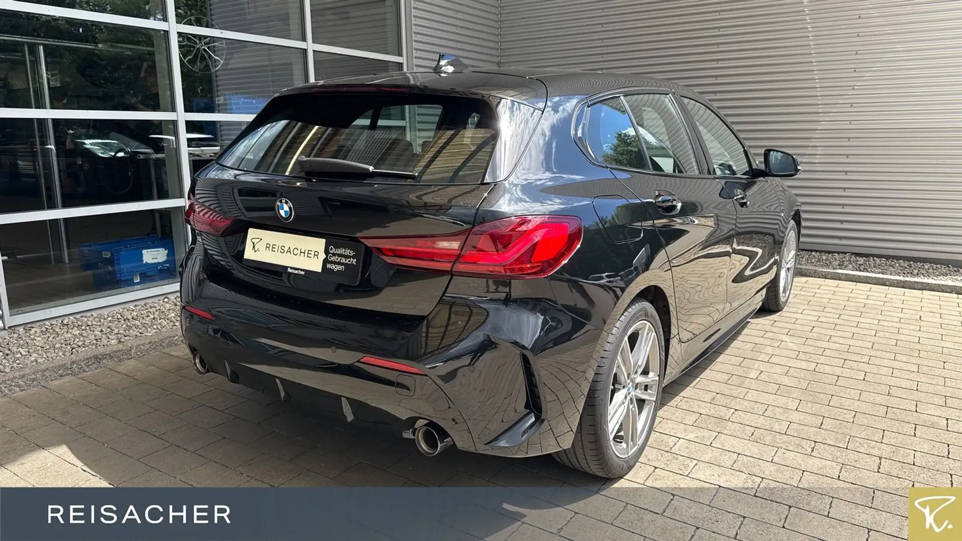 BMW 120 iA M-Sport Navi AHK Pano LED Tempo 17"LM Negro - 2